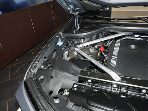 2024�� xDrive40i �����ͺ�����װ