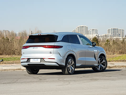 2025�� EV 670KM�����״�������