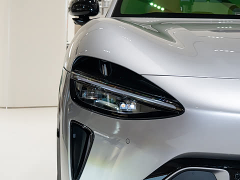 2025�� ������������Pro��