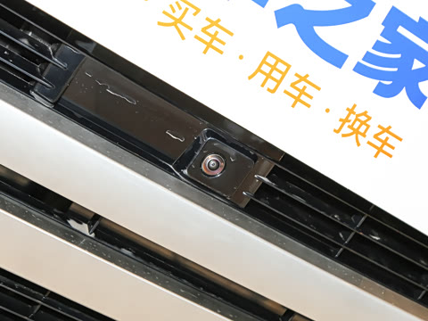 2026�� 3.0 L6 400PS AB�����