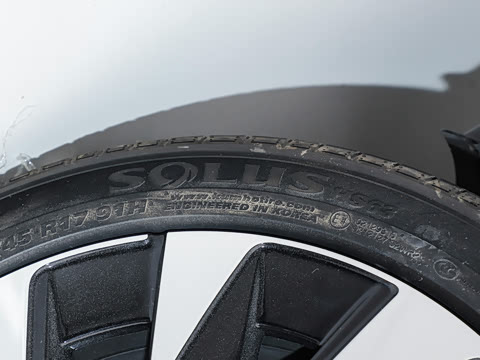 2026�� S 300TSI ������