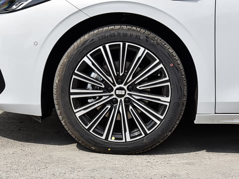 2026�� EM-i 235km �ǽ���