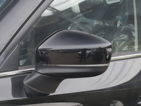 2025�� 2.0L �Զ�����������