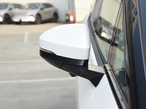 2026�� ���� 650 Ultra