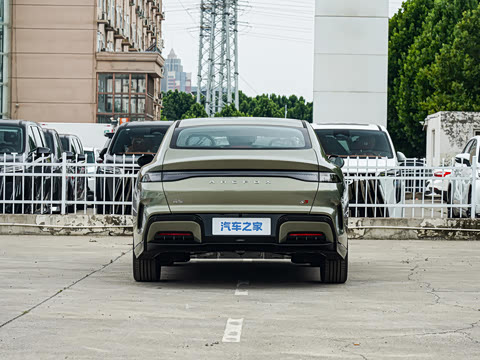 2026�� 535 MAX�����