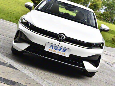 2026�� L 300TSI DSG ������