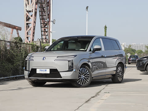 2025�� ������