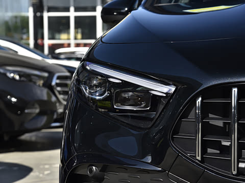 2026�� AMG A 35 4MATIC