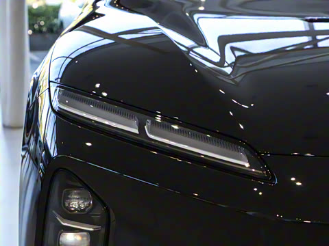 2025�� �ھ������ 100kWh Touring