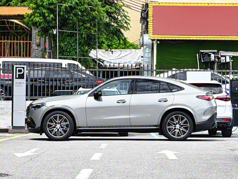 2025 AMG GLC 43 4MATIC SUV