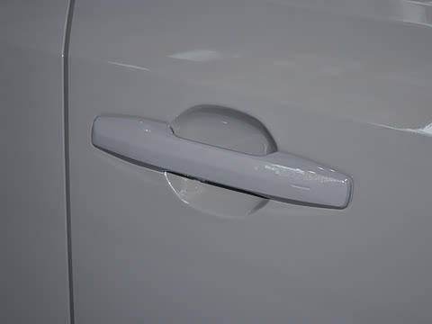 2026�� 2.0L ����������