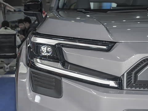 2026�� 2.0L ����������