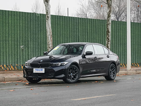 2026�� 330Li M�˶���ҹ��װ