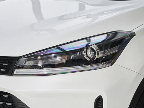 2025�� 1.5L �ֶ���Խ��