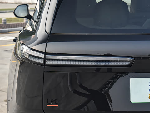 2026�� Ultra+ ������