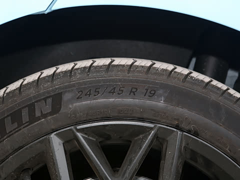 2025�� EV 701KM�����״��콢��