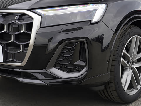 2026�� 45 TFSI quattro S line�˶���