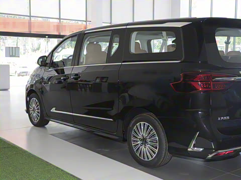 2025�� �Ŀ� MAX 2.0T �Զ������� ���� 7��