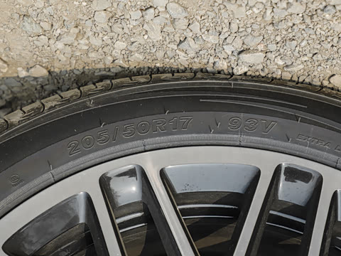 2026�� 1.5L ���ð�