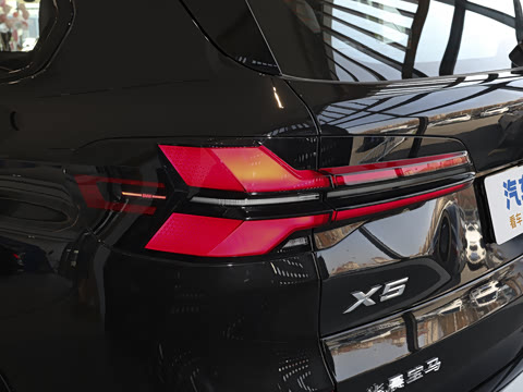 2026�� �Ŀ� xDrive 40Li M�˶���ҹ��װ