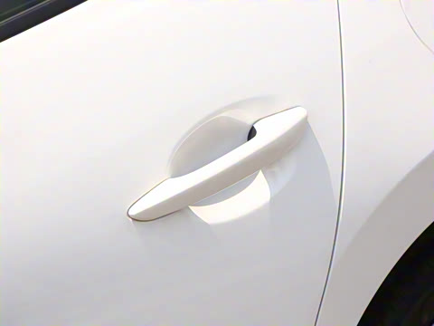 2025�� 2.0L �Զ���ҫ��