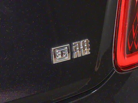 2024�� 4.0T V8��