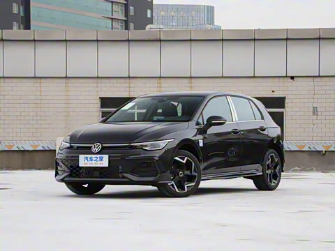 2025�� �Ŀ�� 300TSI R-Line