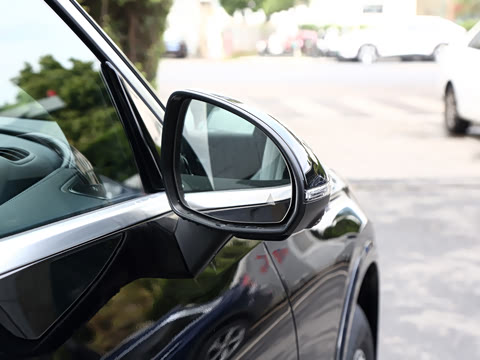 2026�� �Ŀ� GLC 300 L 4MATIC ������ 5��