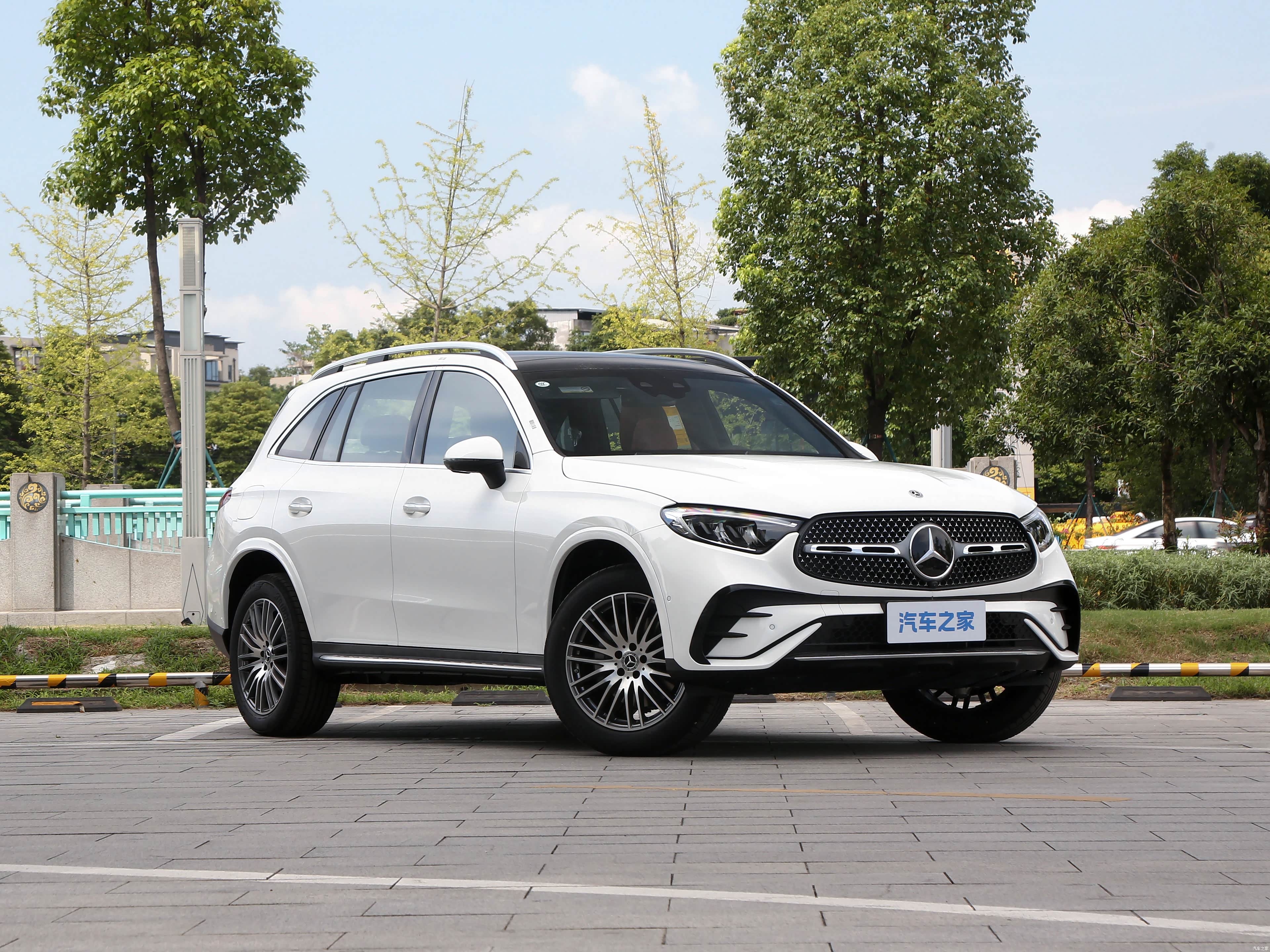 Mercedes-Benz GLC, миниатюра 3