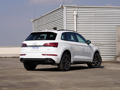 2026�� 45�����ذ� 40 TFSI ����������