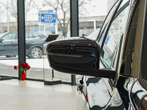 2026�� 325Li M�˶���װ