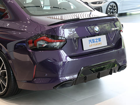 2026�� M240i xDrive