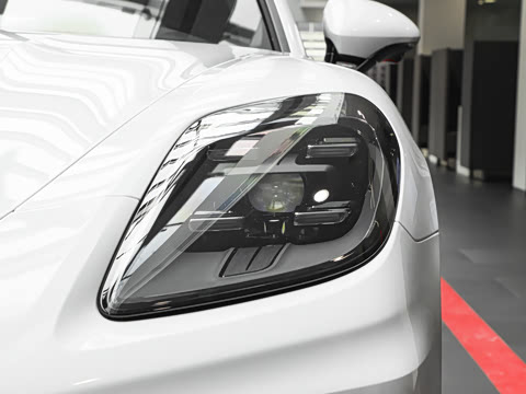 2026�� Panamera ������ 2.9T