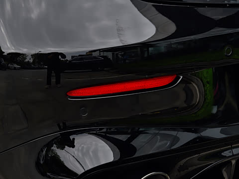 2026�� �Ŀ� AMG CLE 53 4MATIC+ ���ܳ�