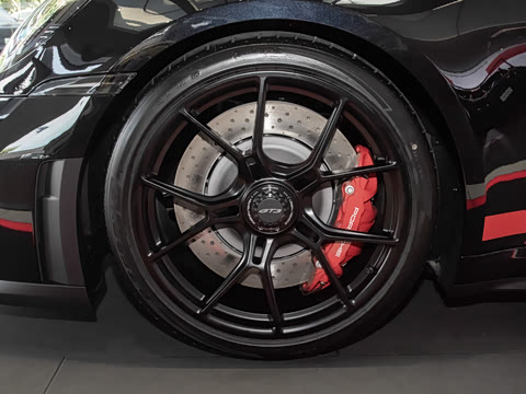 2025�� GT3 4.0L