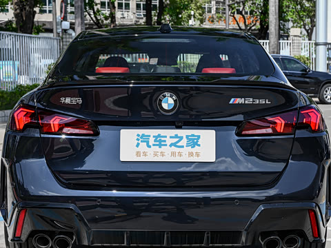 2026�� M235L