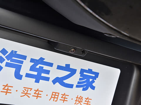 2026�� 110 3.0T P400 X-Dynamic SE