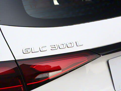 2026�� GLC 300 L 4MATIC ������ 5��