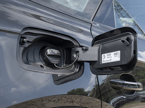 2026�� 45�����ذ� 40 TFSI ����������