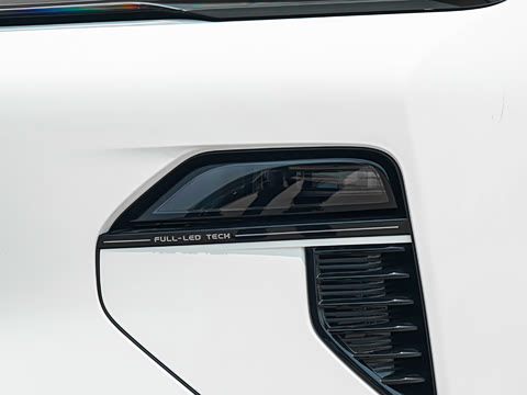 2026�� 605km Զ��+