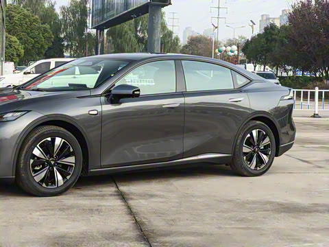 2026�� 660Max��ΪǬ��ADS SE��