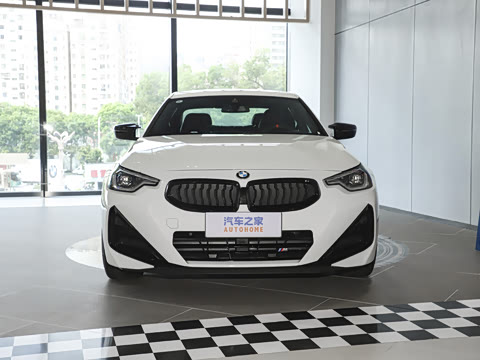 2026�� M240i xDrive