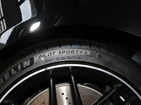 2025�� AMG CLA 45 S 4MATIC+