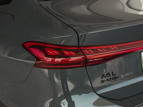 2026�� quattro Ǭ���Ǽݰ�