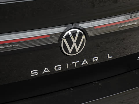 2026�� L 300TSI DSG ������