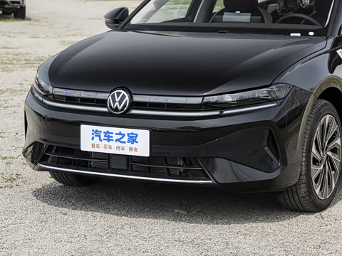 2026�� L 300TSI DSG ������