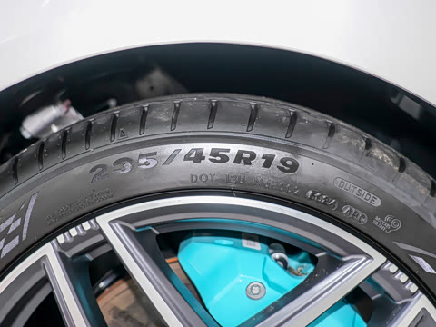 2025�� �Ŀ� 630 Max��