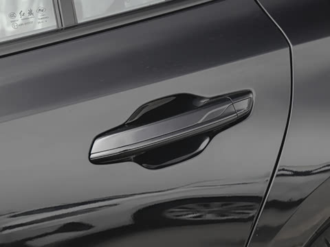 2026�� 2.0T �Զ���ӰPro��