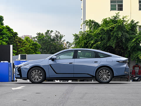 2026�� 300h