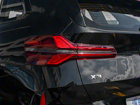 2025�� M50 xDrive